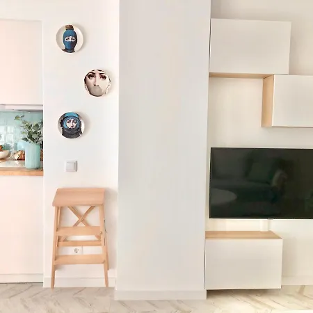 Mamma Mia Center *